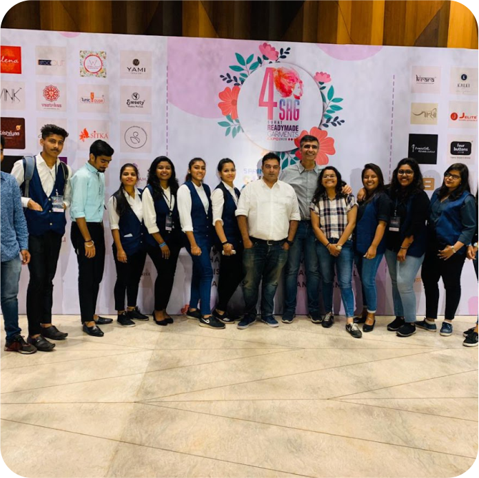 Students at SRG Expo event